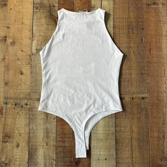 Reoria Women's Size Large in White Sleeveless Bodysuit Comfy & Stylish - Picture 9 of 9